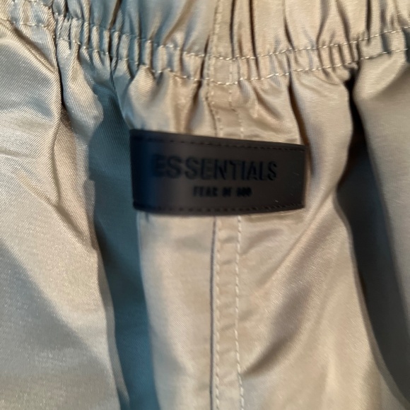 Fear of God Essentials Kids Track Shorts Size M - Picture 7 of 14